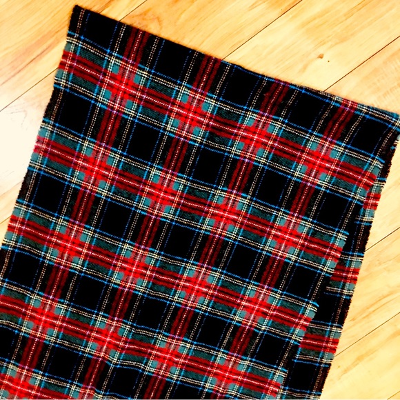 J. Crew large wool scarf plaid  winter Scottish Christmas - Picture 7 of 9